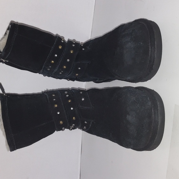 UGG Black Ankle Boots Size 5 with Slouchy Cuff and Studded Details - Picture 5 of 8